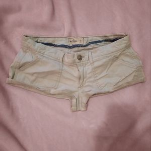 🤍 White Low Waist Socal Stretch Hollister Shorts